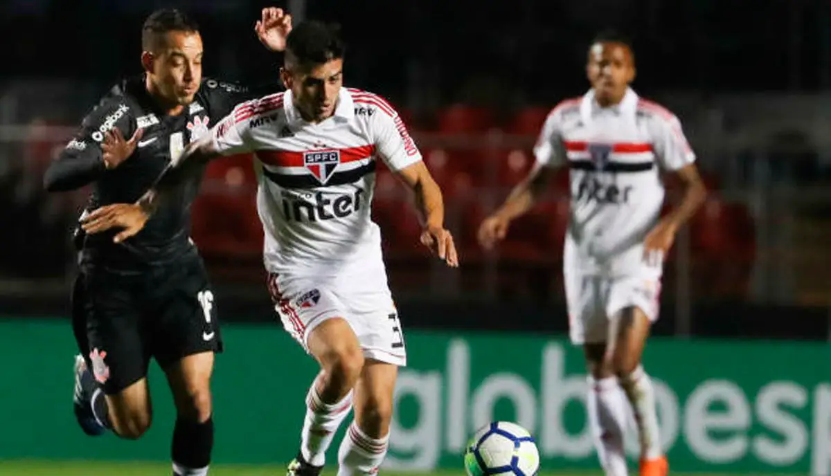 AC Milan inquire about €50m Brazilian midfielder - AC Milan News